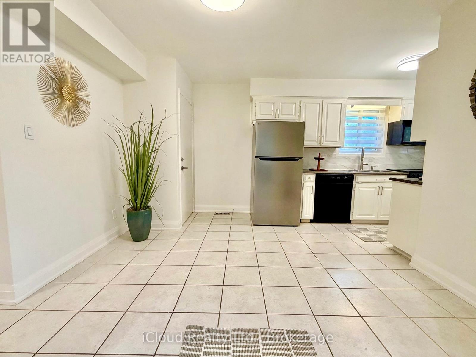 119 DIXON STREET - 9