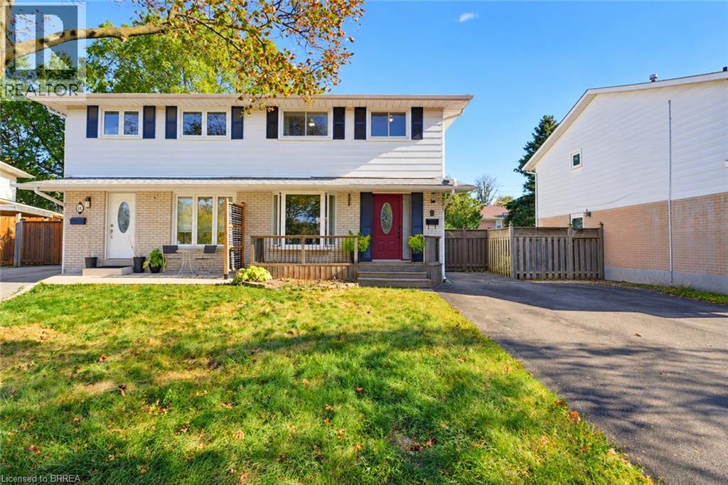 Photo of 9 ONSLOW Court