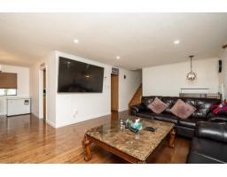 8448 154 Street, Surrey, BC V3S6H3 Photo 6