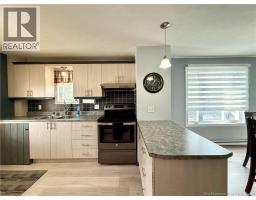 3688 Principale Street, photo 3