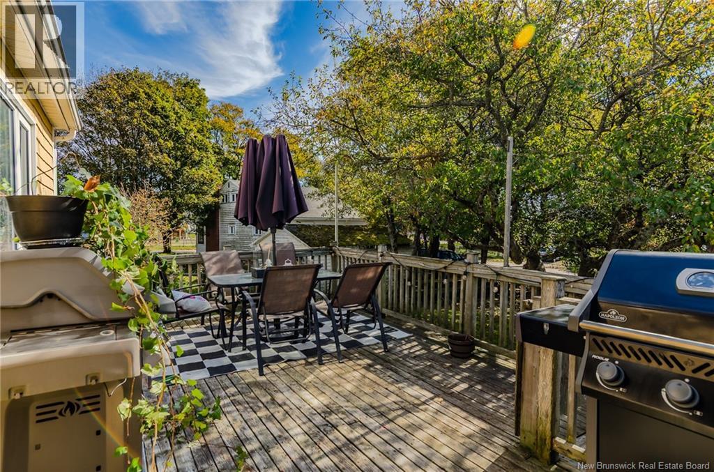 470 Young Street - 33