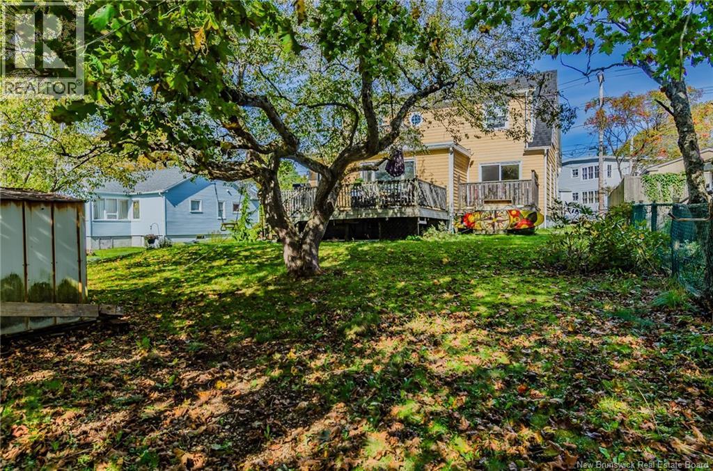 470 Young Street - 35