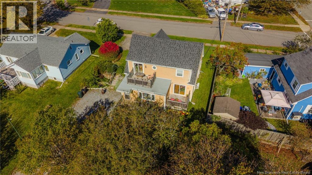 470 Young Street - 36