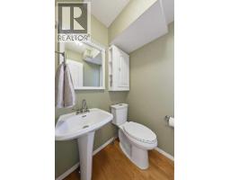 532 54 Avenue SW - photo 16