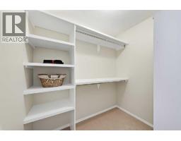 532 54 Avenue SW - photo 20