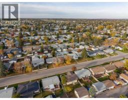 165 Marbrooke Circle, Calgary, AB T2A2W4 Photo 38