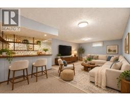165 Marbrooke Circle, Calgary, AB T2A2W4 Photo 24
