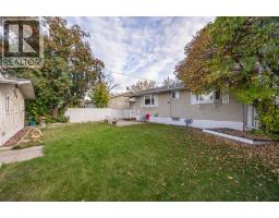 165 Marbrooke Circle, Calgary, AB T2A2W4 Photo 34