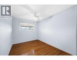 165 Marbrooke Circle, Calgary, AB T2A2W4 Photo 16