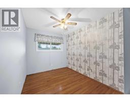 165 Marbrooke Circle, Calgary, AB T2A2W4 Photo 18