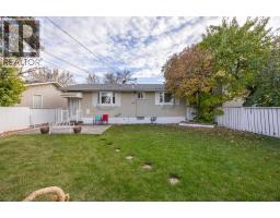165 Marbrooke Circle, Calgary, AB T2A2W4 Photo 33