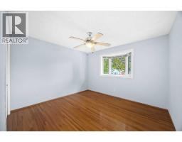 165 Marbrooke Circle, Calgary, AB T2A2W4 Photo 13