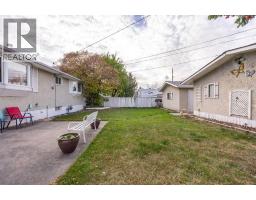 165 Marbrooke Circle, Calgary, AB T2A2W4 Photo 32