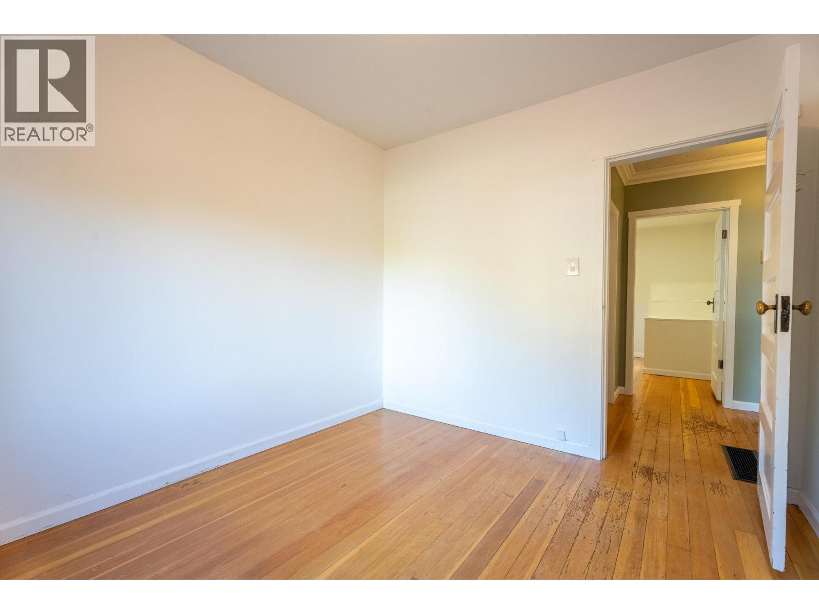 Photo 15 of 28 — 1553 AINTREE DRIVE · Prince George, BC