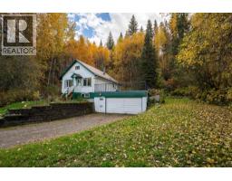 Front exterior of 1553 AINTREE DRIVE · Prince George, BC