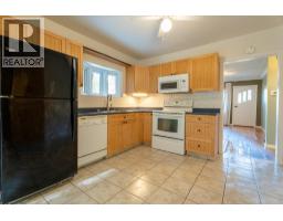 Photo 10 of 28, 1553 AINTREE DRIVE · Prince George, BC