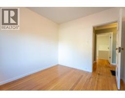 Photo 15 of 28, 1553 AINTREE DRIVE · Prince George, BC