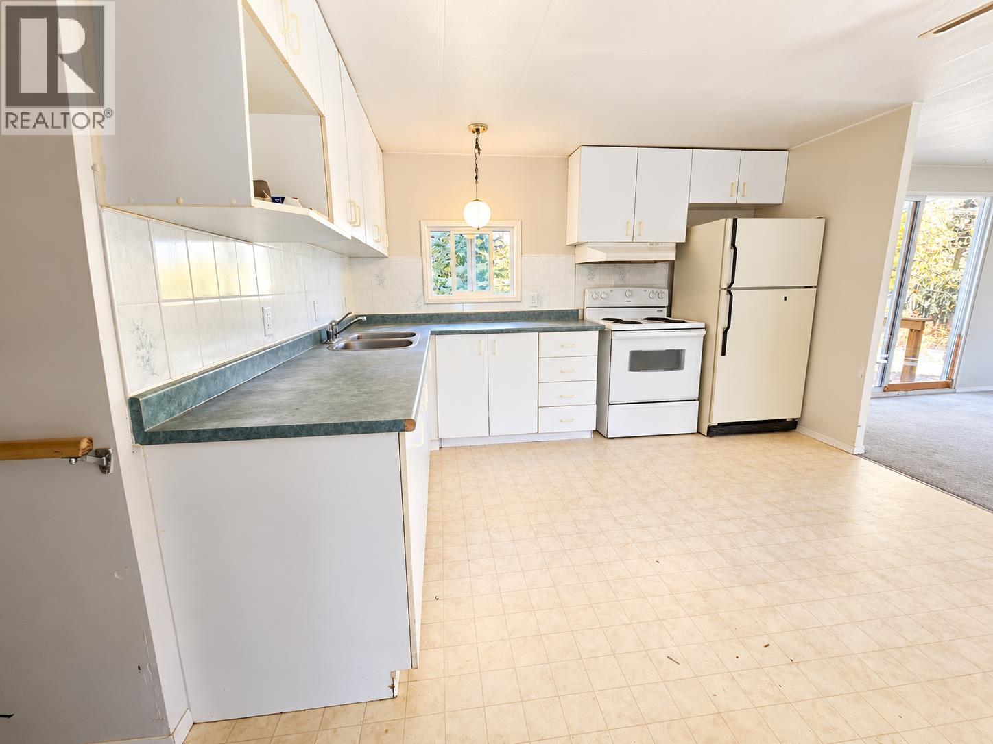 Photo 12 of 26 — 3440 MUERMANN ROAD · Prince George, BC