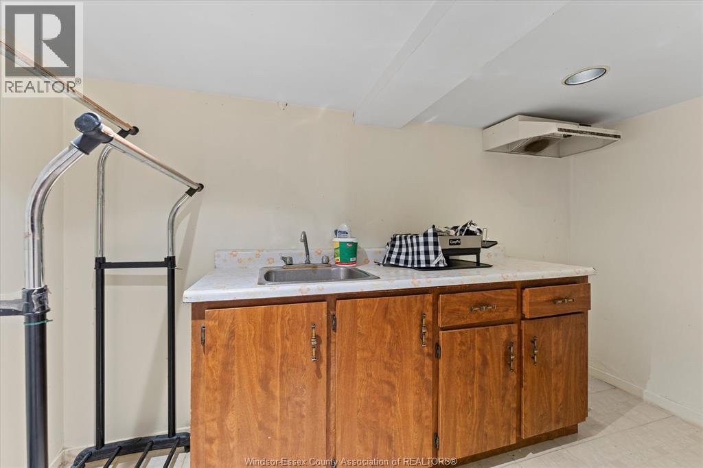 535 RANDOLPH AVENUE - 22
