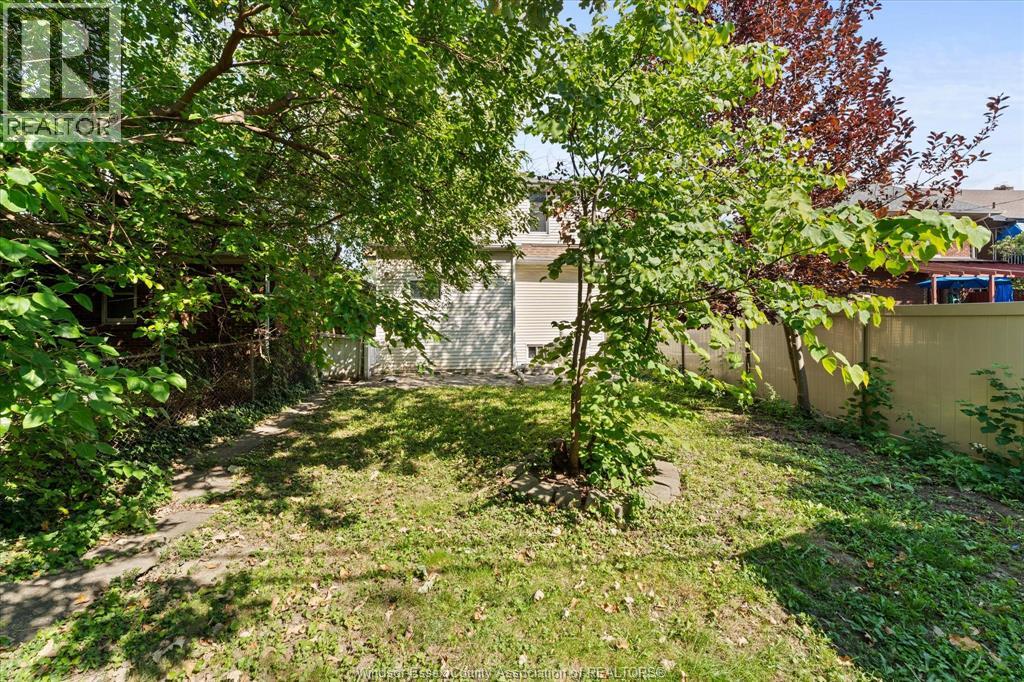 535 RANDOLPH AVENUE - 31