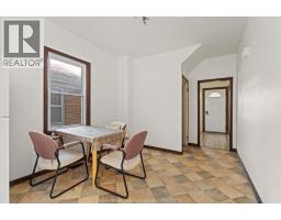 Living room/Fireplace - 535 Randolph Avenue, Windsor, ON N9B2T5 Photo 12
