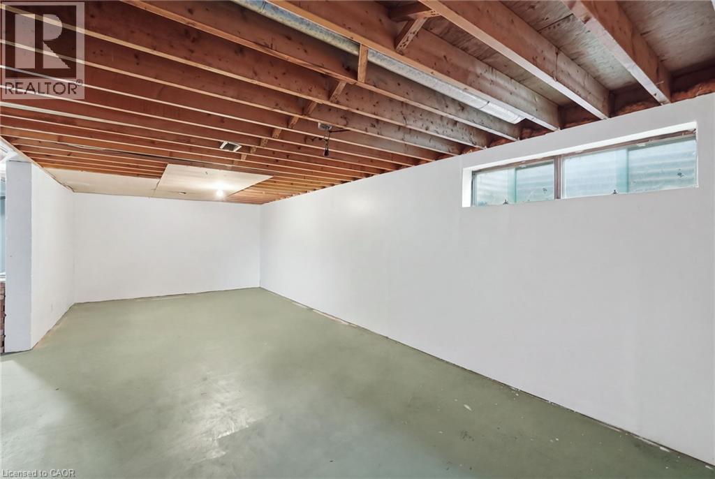 32 SAN FERNANDO Drive - 40