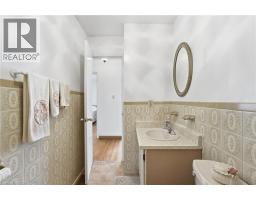32 San Fernando Drive, Hamilton, ON L9C2C2 Photo 28