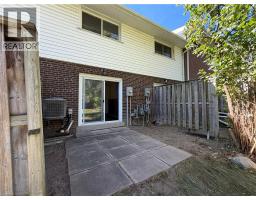 276 Westcourt Place, Waterloo, ON N2L2R7 Photo 17
