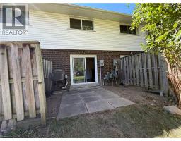 276 Westcourt Place, Waterloo, ON N2L2R7 Photo 18