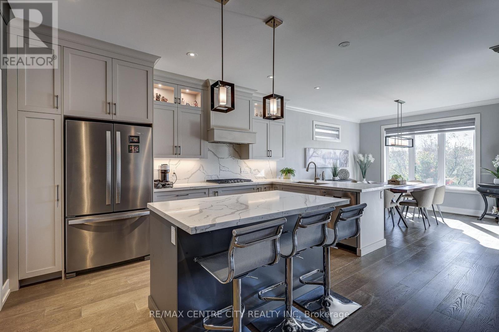 151 ROBIN RIDGE DRIVE - Image 17
