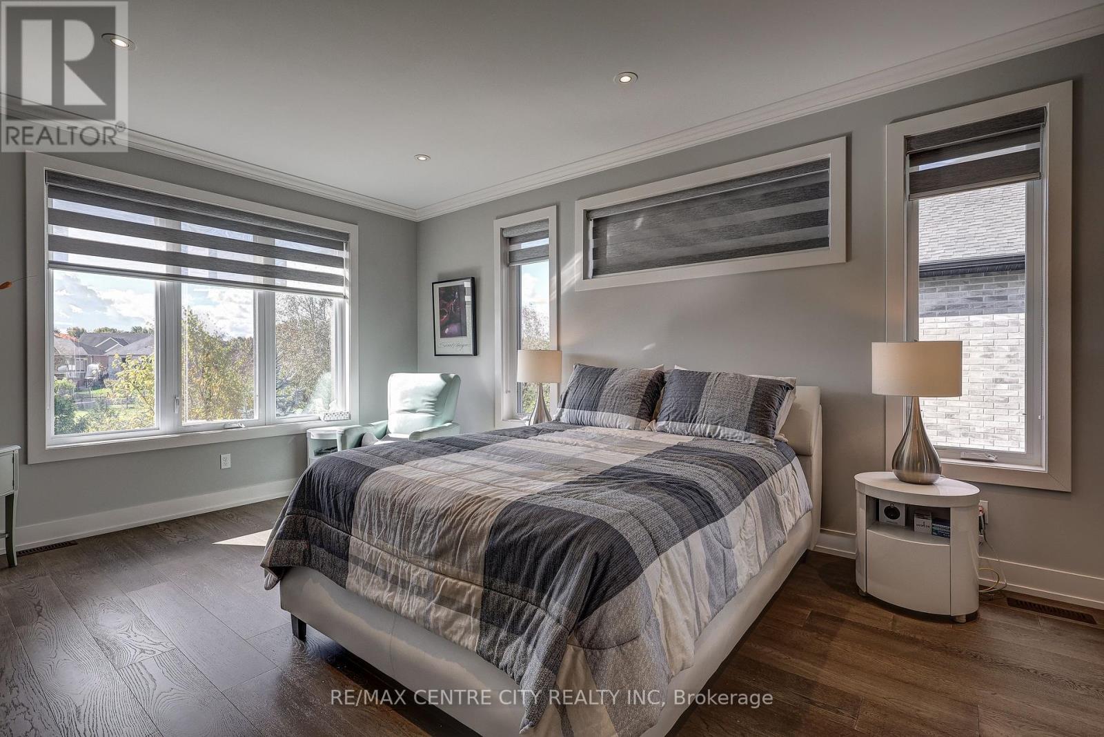 151 ROBIN RIDGE DRIVE - Image 25