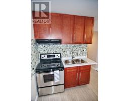 423 Wellington Avenue, Windsor, ON N9A5J3 Photo 6