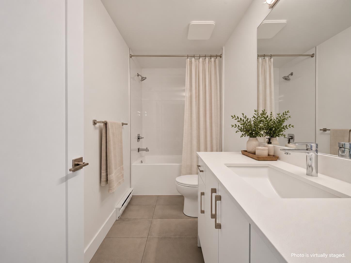 306 6338 KING GEORGE BOULEVARD, Surrey