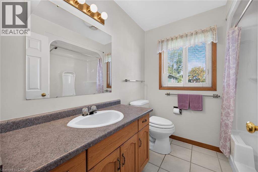 424 JOHN Street - 20