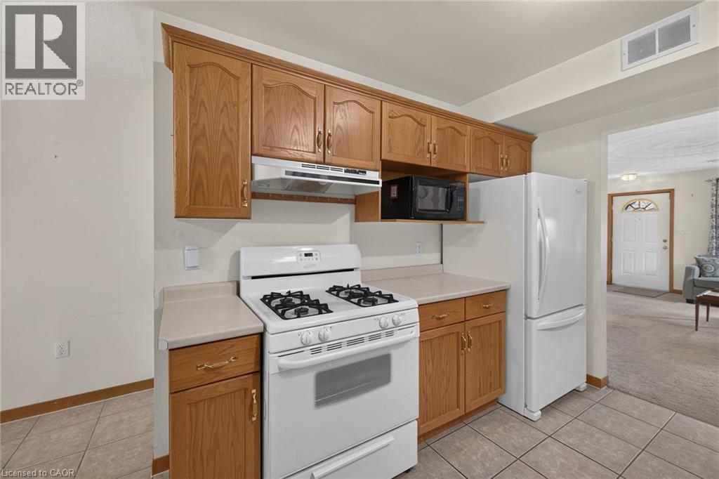 424 JOHN Street - Image 14
