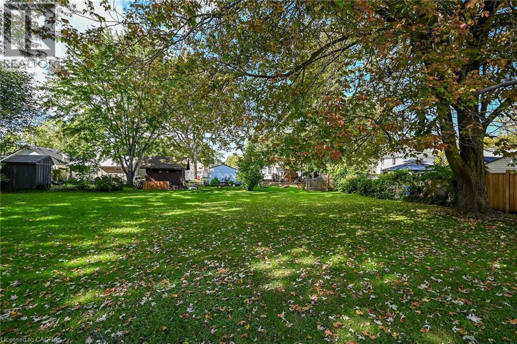 424 JOHN Street - Image 25