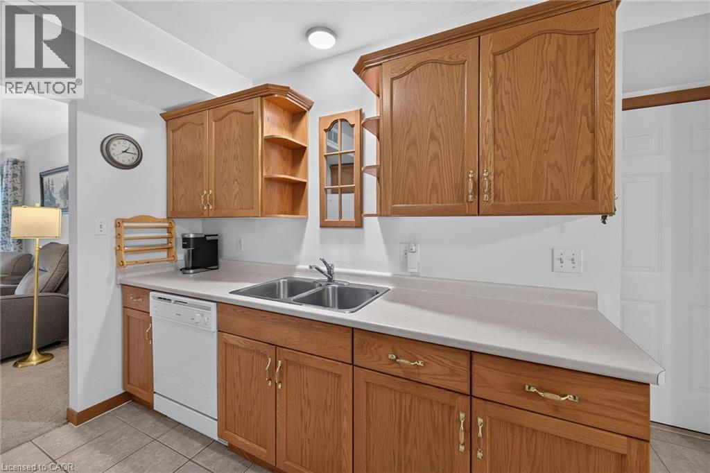 424 JOHN Street - 15