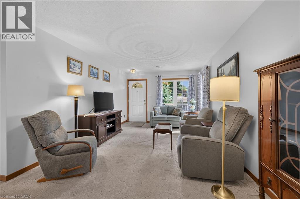424 JOHN Street - Image 9