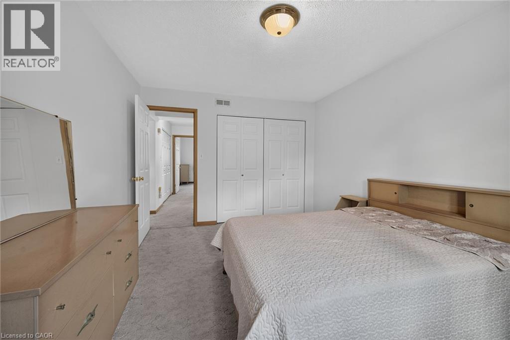 424 JOHN Street - Image 17