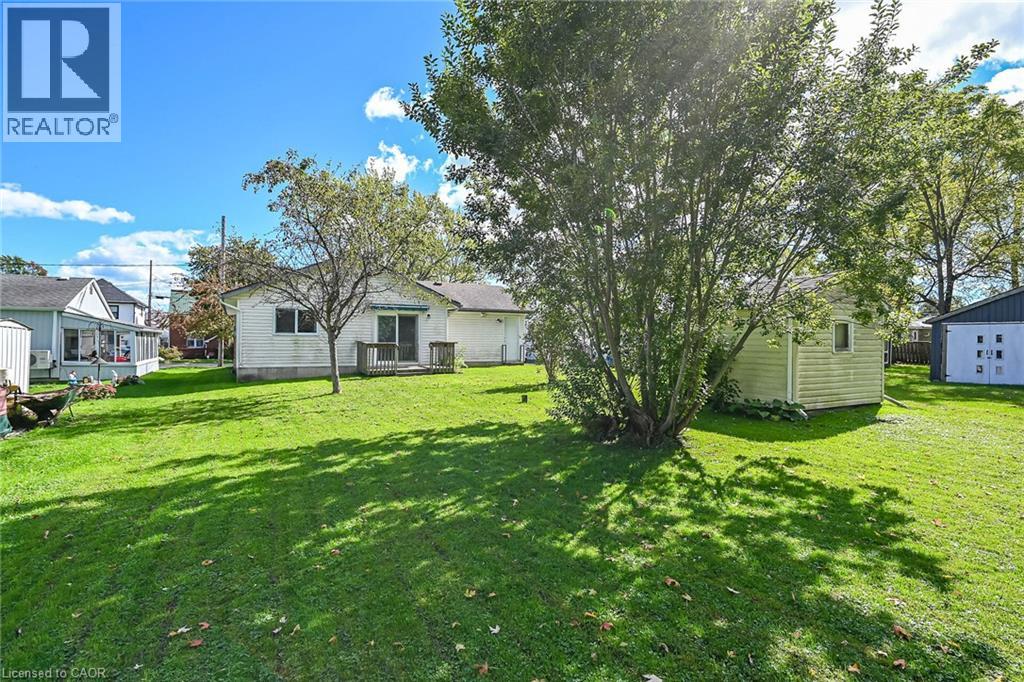 424 JOHN Street - Image 29