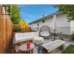 6031 Thornbank Drive NW - photo 35