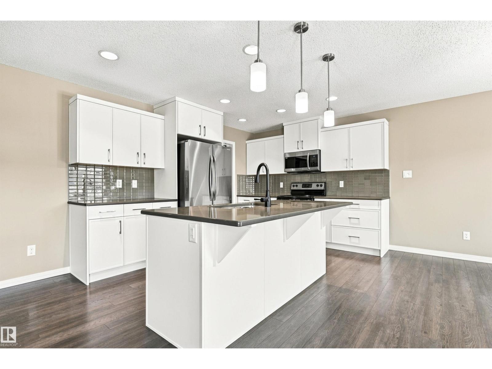3528 CLAXTON CR SW - 12