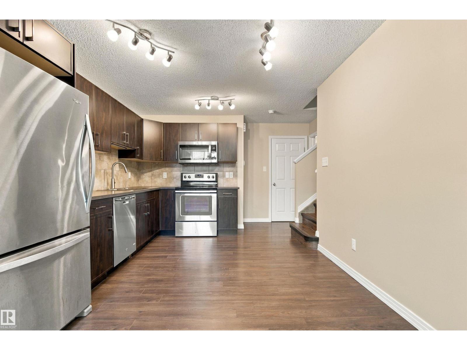 3528 CLAXTON CR SW - 3