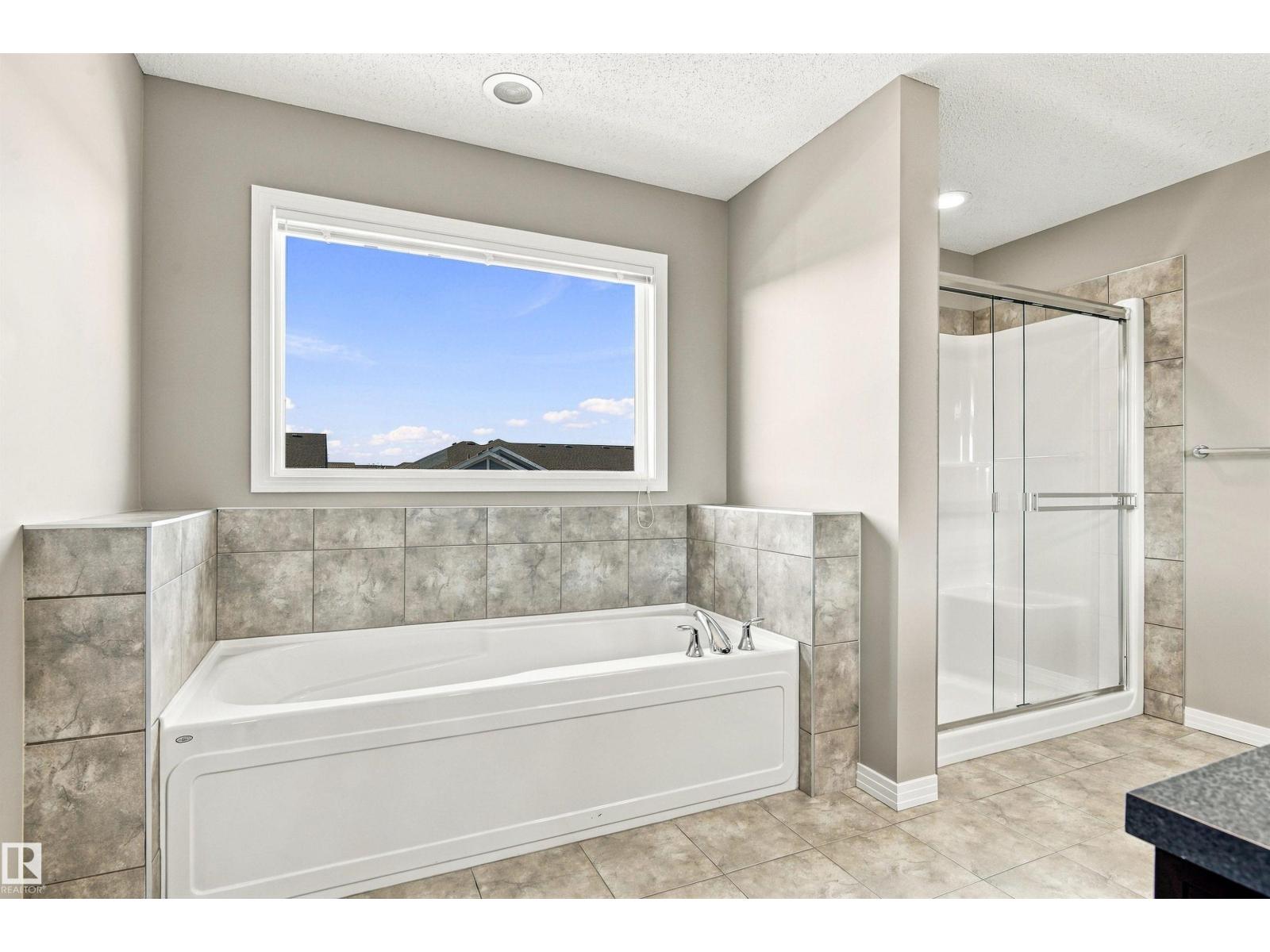 3528 CLAXTON CR SW - Image 38