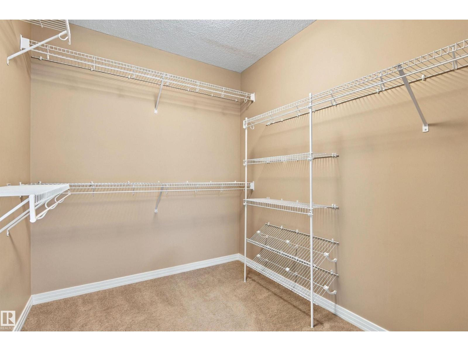 3528 CLAXTON CR SW - 42