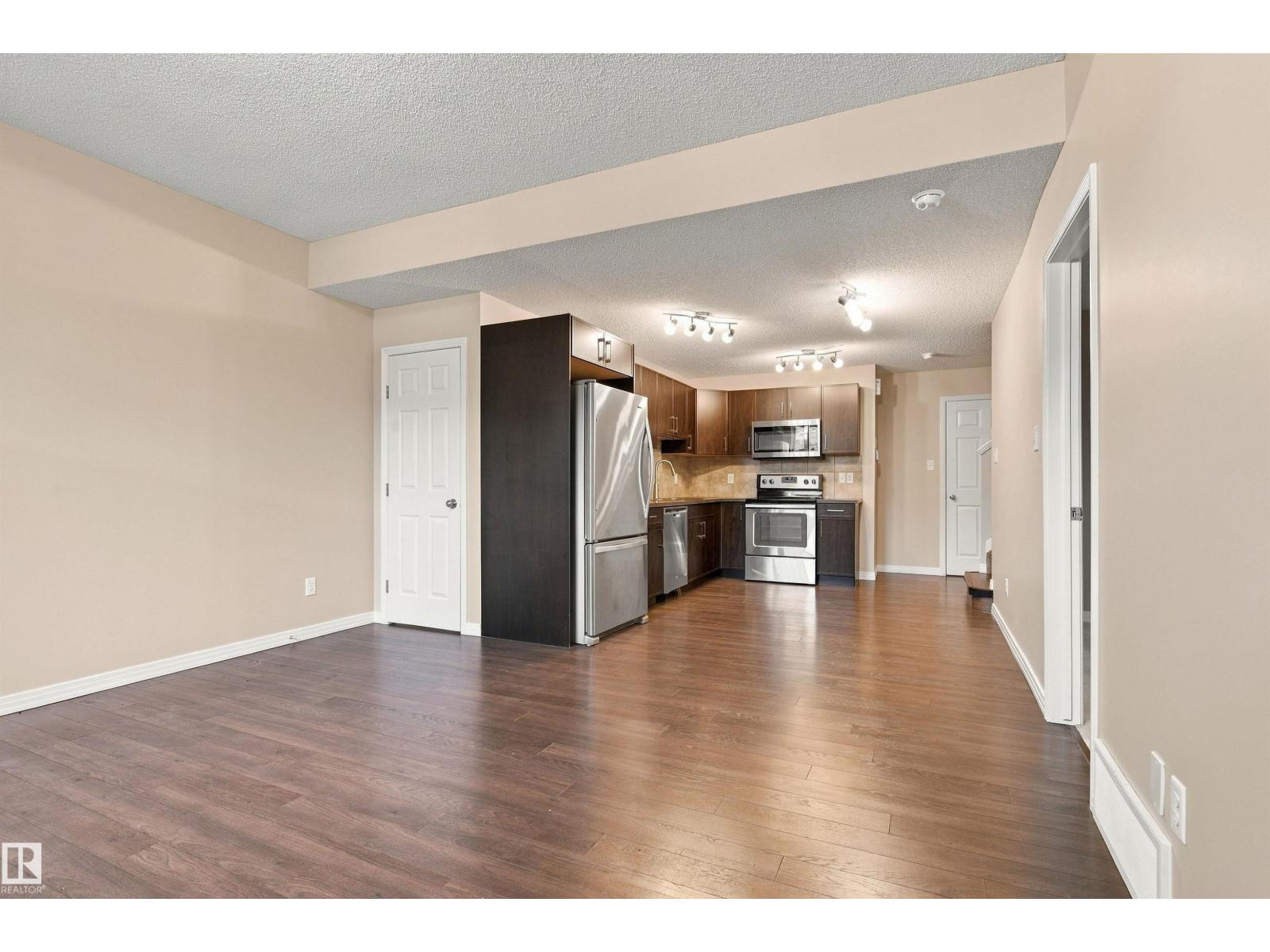 3528 CLAXTON CR SW - 49