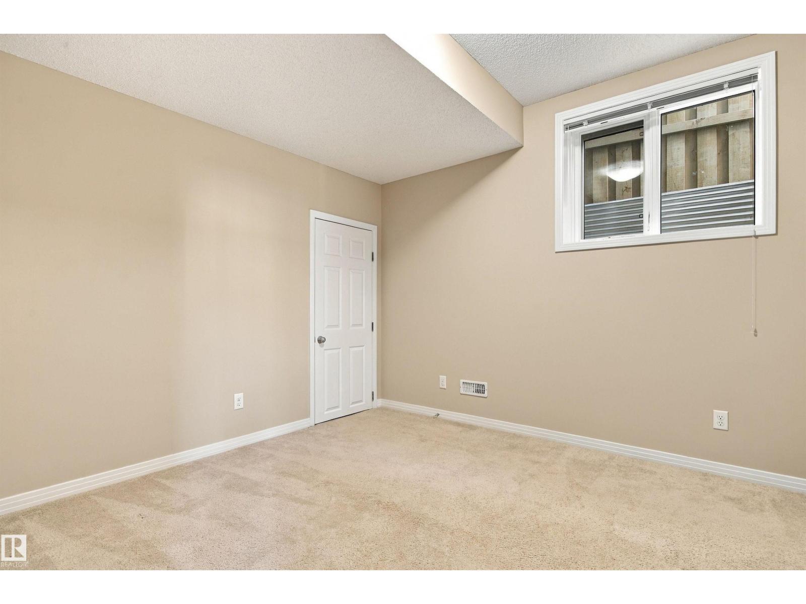 3528 CLAXTON CR SW - Image 54