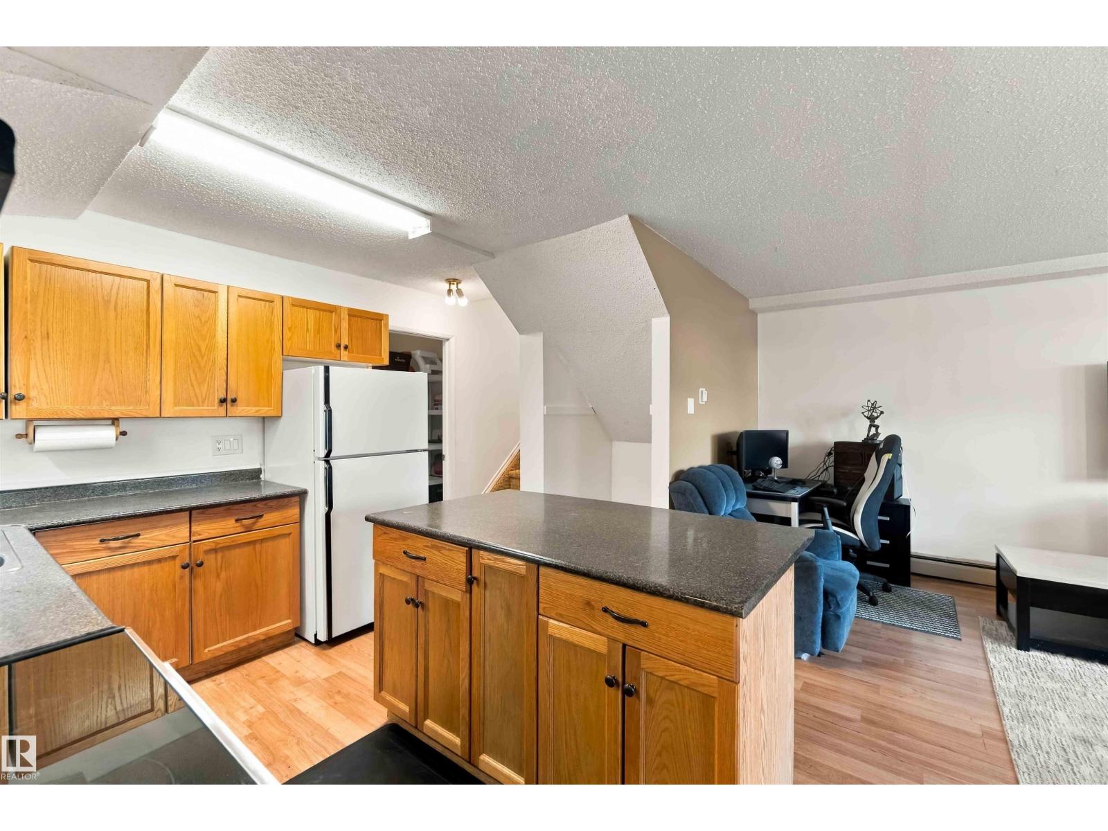 #48 13590 38 ST NW - Image 10