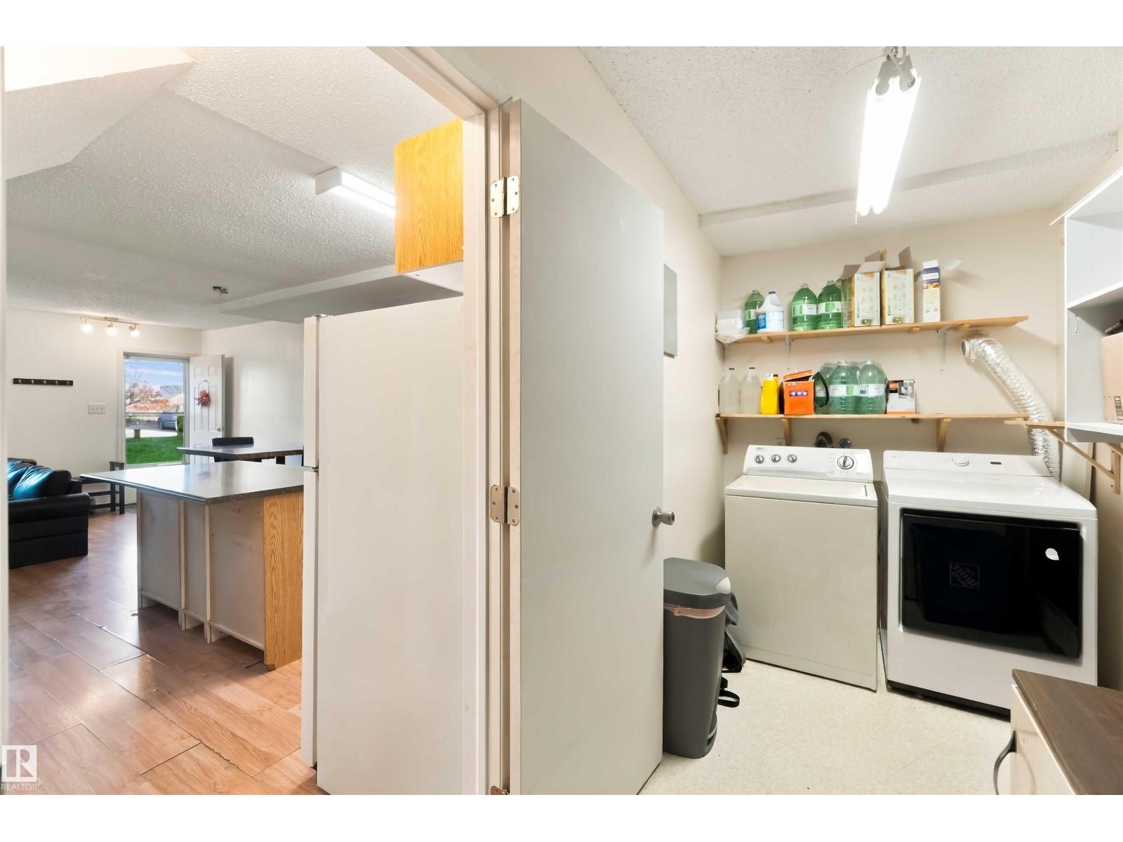 #48 13590 38 ST NW - Image 15