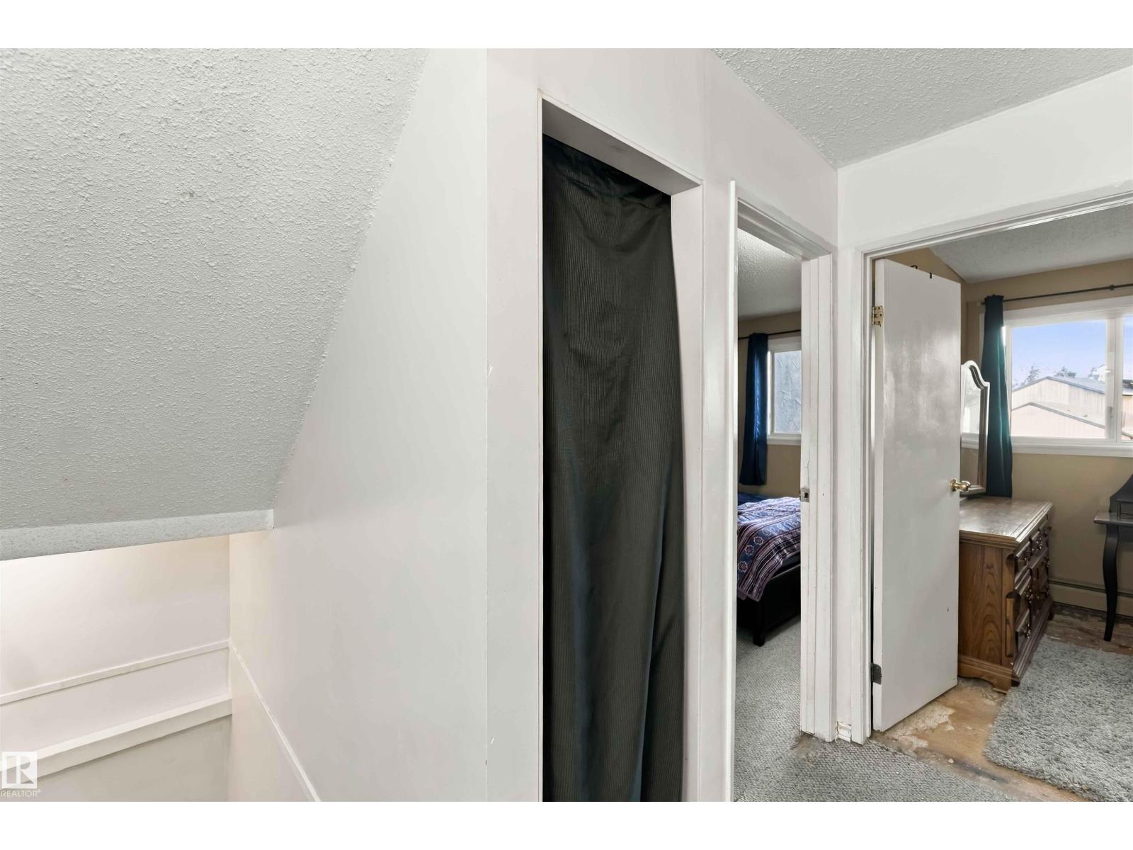 #48 13590 38 ST NW - Image 18